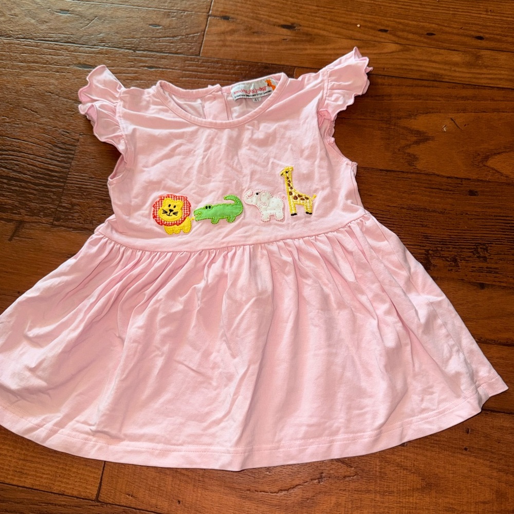 Excellent Pre-Owned Smocking Dog Boutique Pink Safari Animal Dress Girls Size 4T
